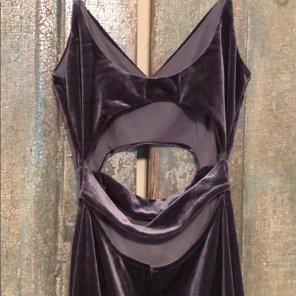 Black formal velvet dress - Picture 4 of 4